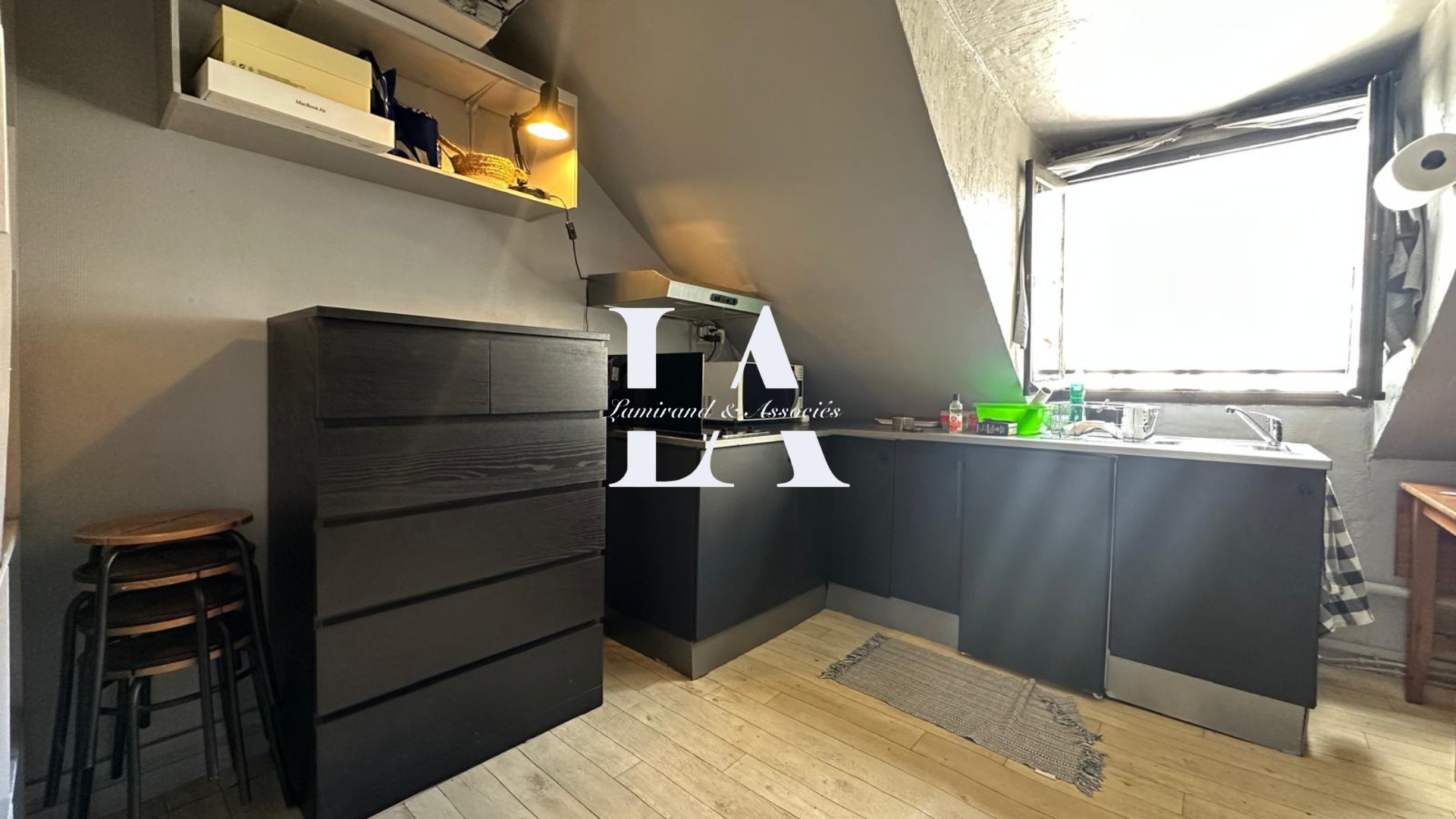 Paris 9e – Studio lumineux au cœur du Faubourg Montmartre